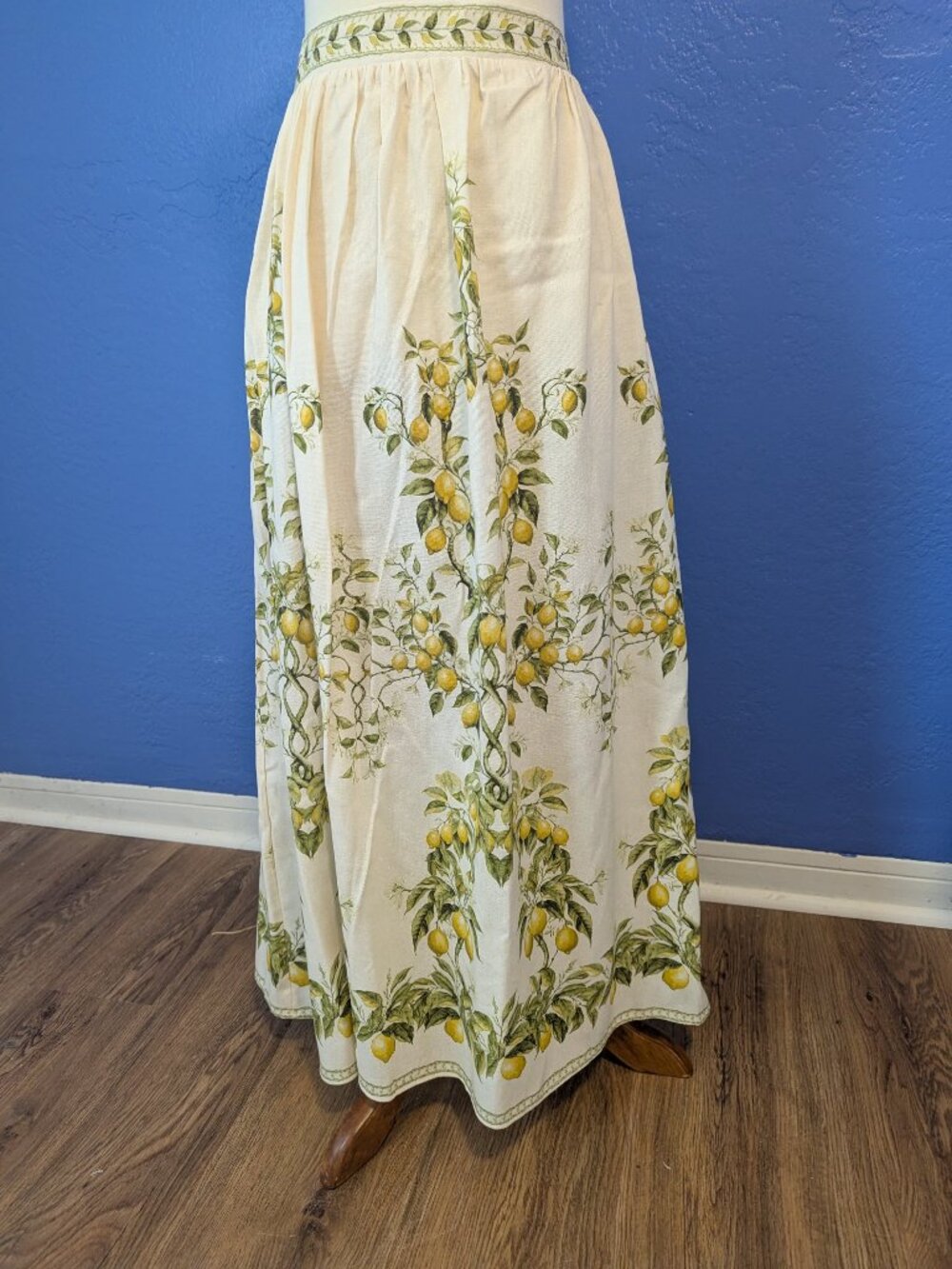 Max Studio Lemon Midi skirt